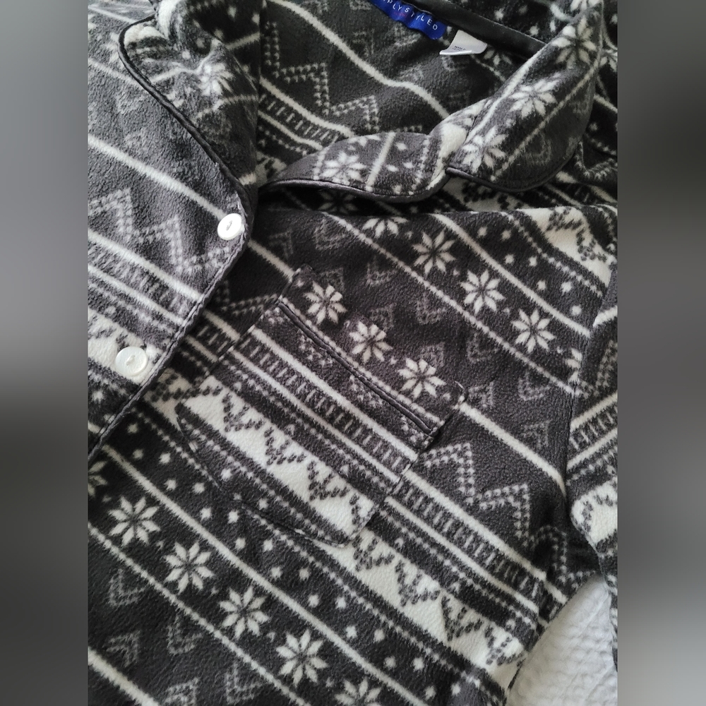 Soft fleece pajamas - Picture 7 of 7